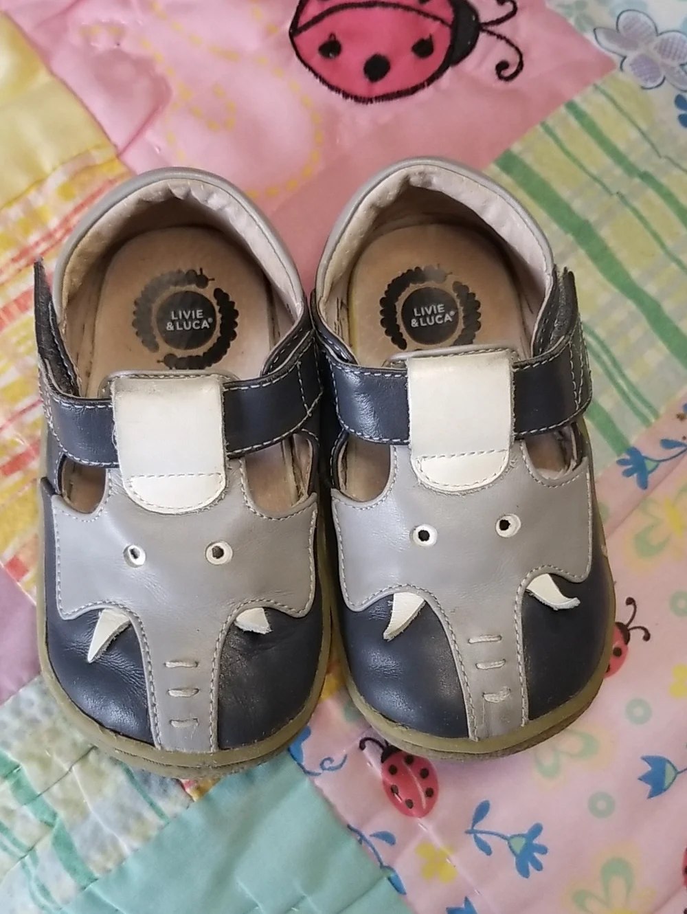 Livie & Luca Navy and Light Gray Leather Elephants Size 7